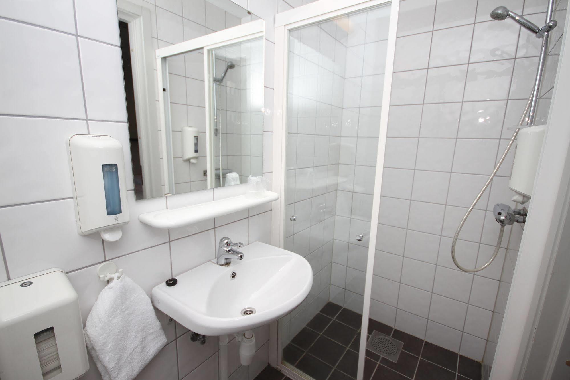 סקיאן Hotell Fritidsparken מראה חיצוני תמונה