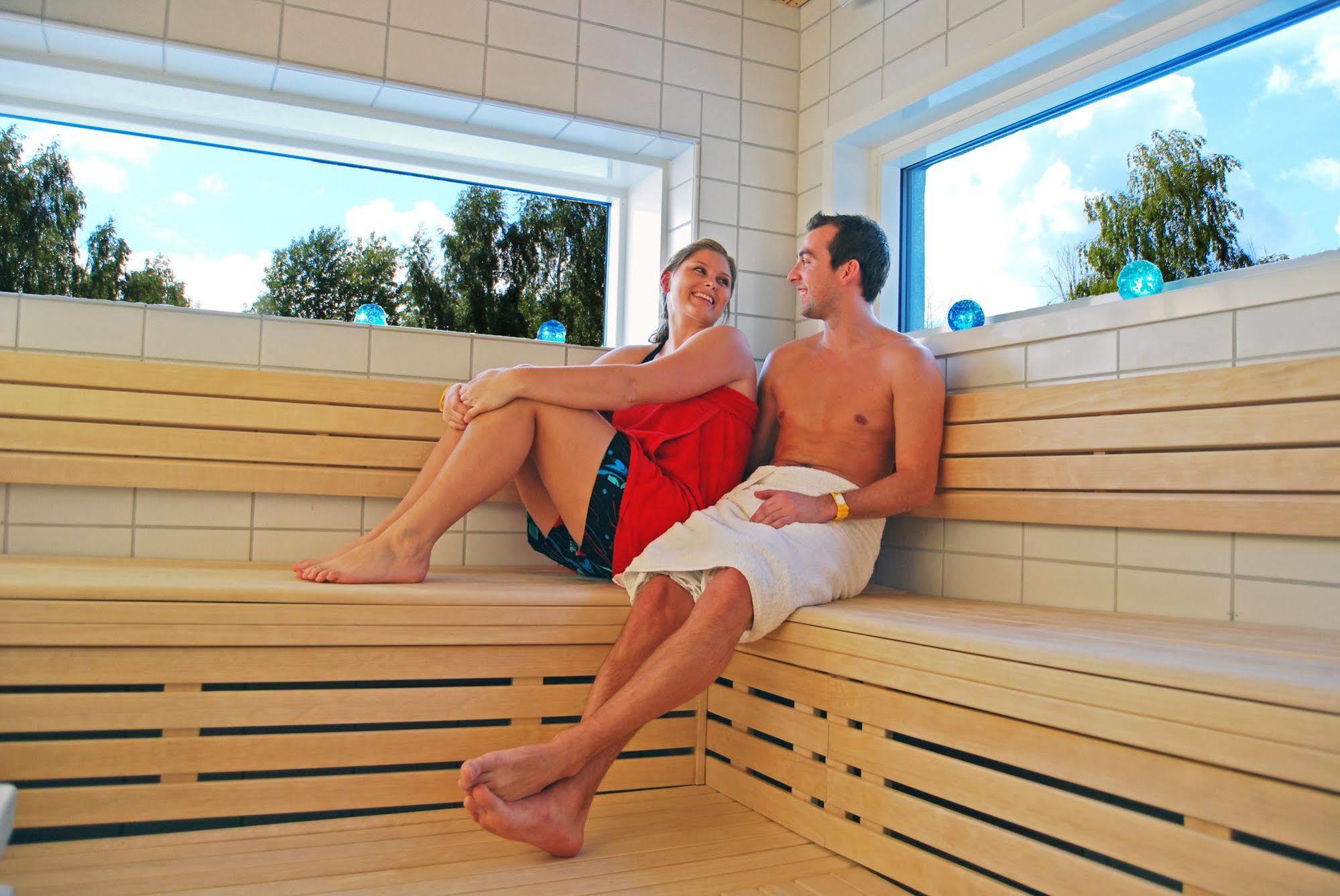 סקיאן Hotell Fritidsparken מראה חיצוני תמונה