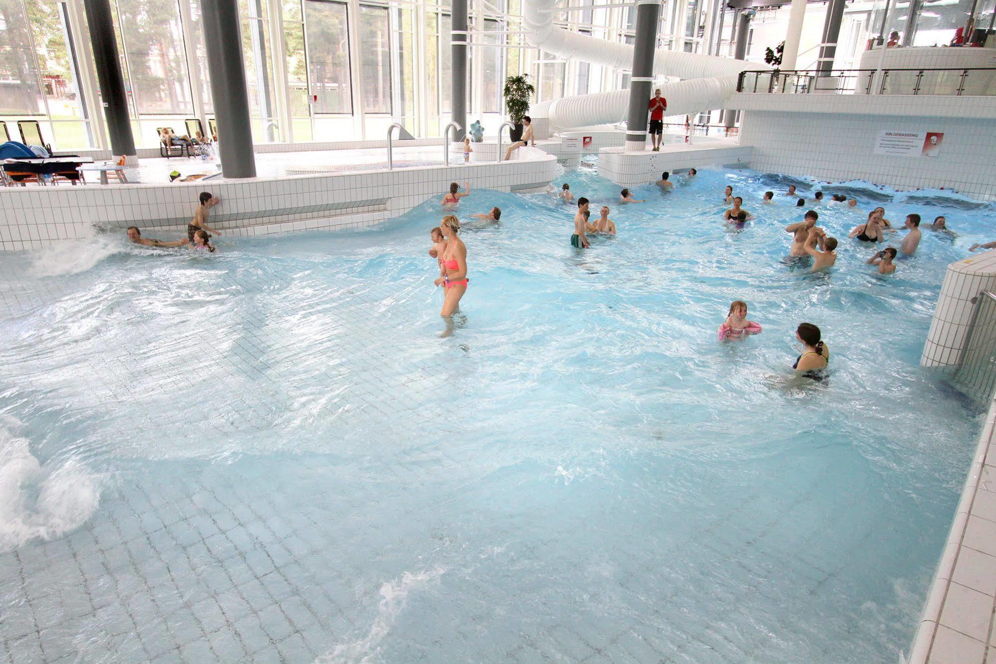סקיאן Hotell Fritidsparken מראה חיצוני תמונה